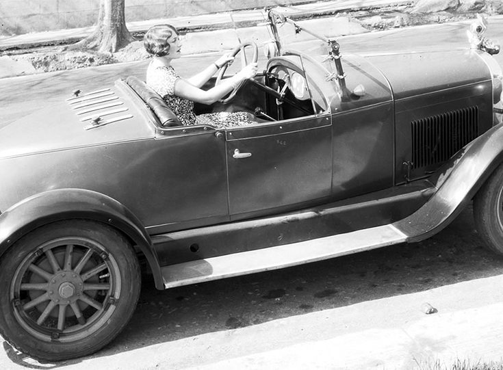 girlCar