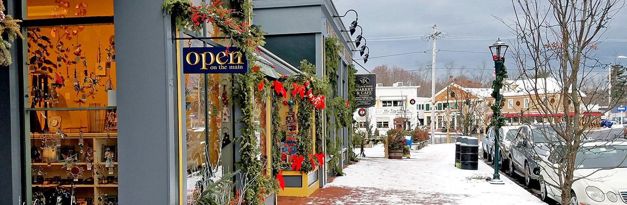 Winter street scene in Ogunquit, Maine.