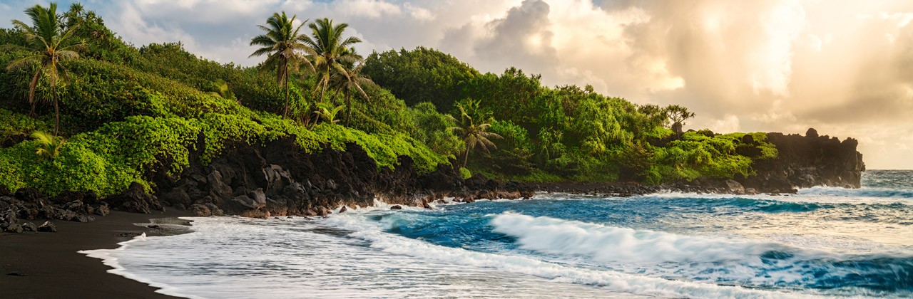 Waianapanapa beach on Maui