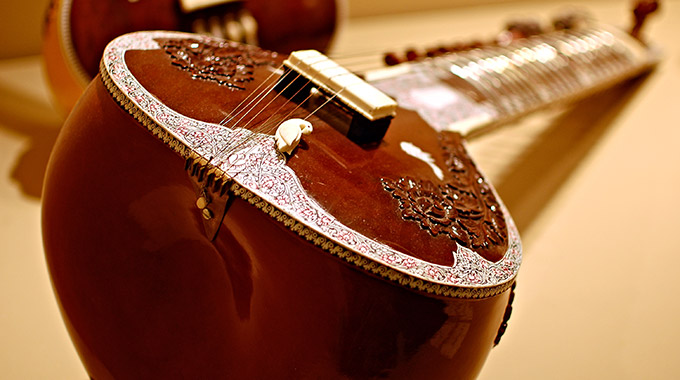 A sitar instrument