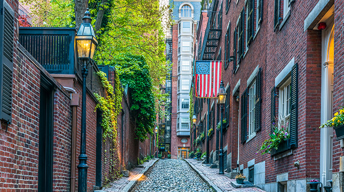 Acorn Street in Boston, Massachusetts