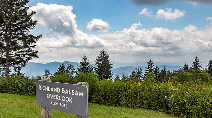 The view from Richland Balsam Overlook in North Carolina