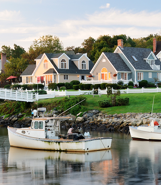 Homes and boats at Perkins Cove