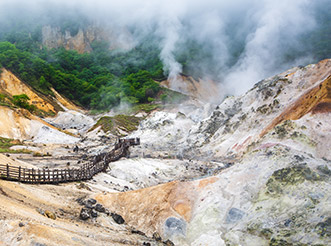 The Jigokudani volcanic hot springs in Hokkaido
