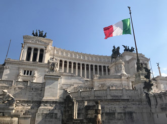 Victor Emmanuel II Monument up close