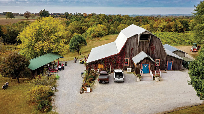 Overhead view of Peachbarn Winery & Cafe.