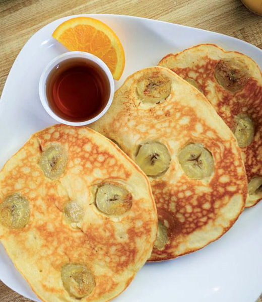 Delicious Temptatiions banana pancakes