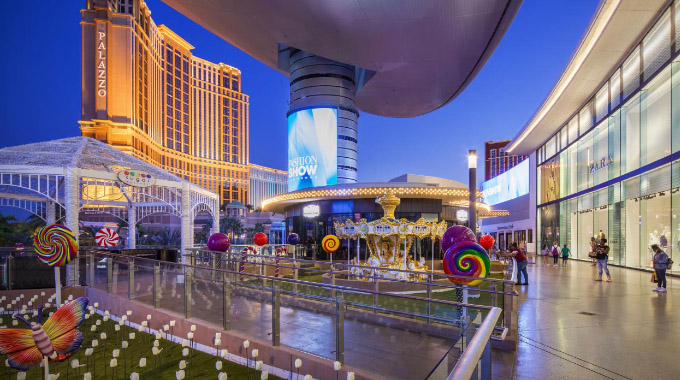The Fashion Show Plaza