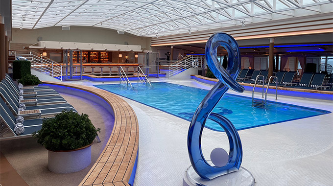 The Hollywood Pool Club onboard the Majestic Princess.