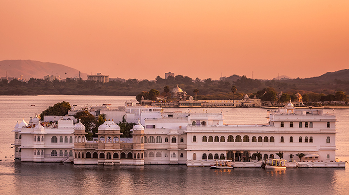 Though Udaipur is nicknamed the City of Sunrise, sunsets at the Taj Lake Palace are also hard to beat. | Photo by Ruslan Kalnitsky/stock.adobe.com