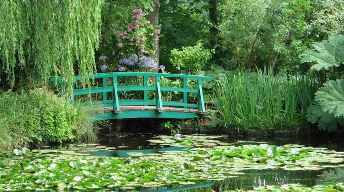 Bridge and water lillies that inspired Claude Monet's paintings.