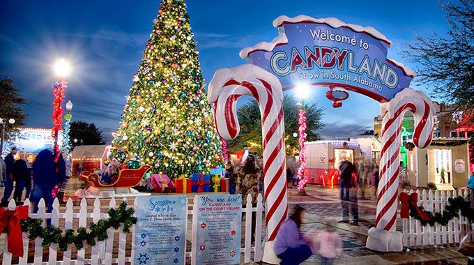 Sing along to carols and watch the “snow” fall at Christmas in Candyland. | Photo courtesy Andalusia Chamber of Commerce