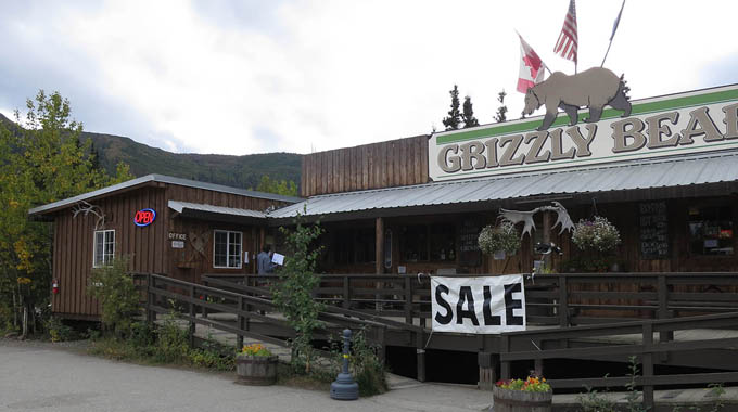  Denali Grizzly Bear Resort