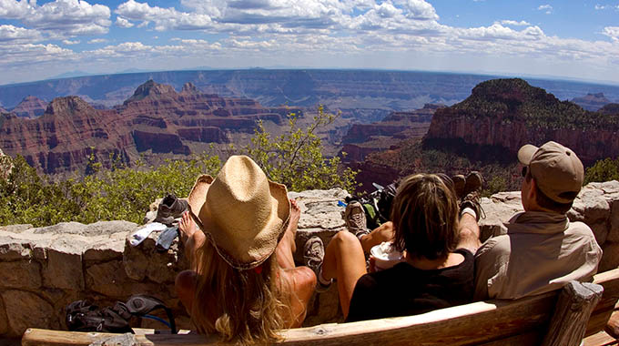 The Coconino Overlook on the North Rim offers sweeping canyon views.