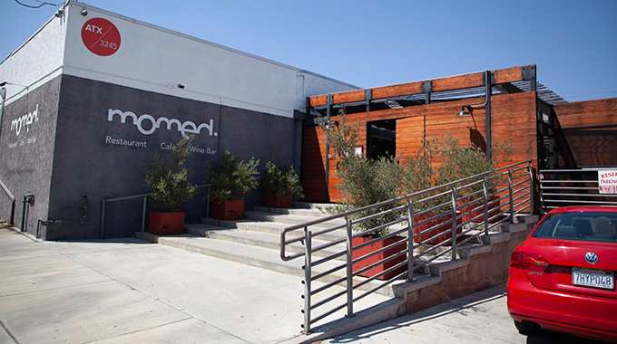 Momed serves Mediterranean food.