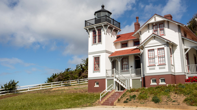 Point San Luis Lighthouse