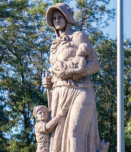 Madonna of the Trail statue
