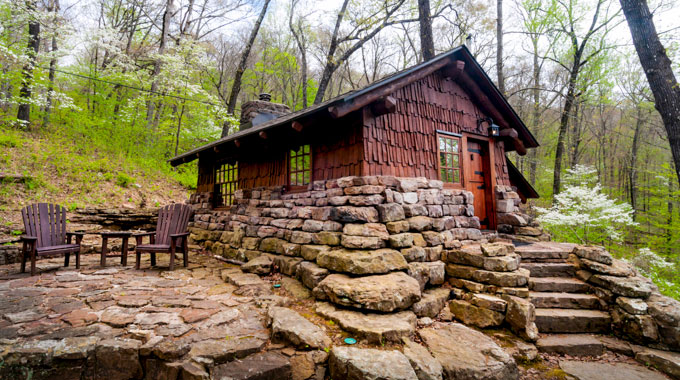 Devil's Den State Park cabin