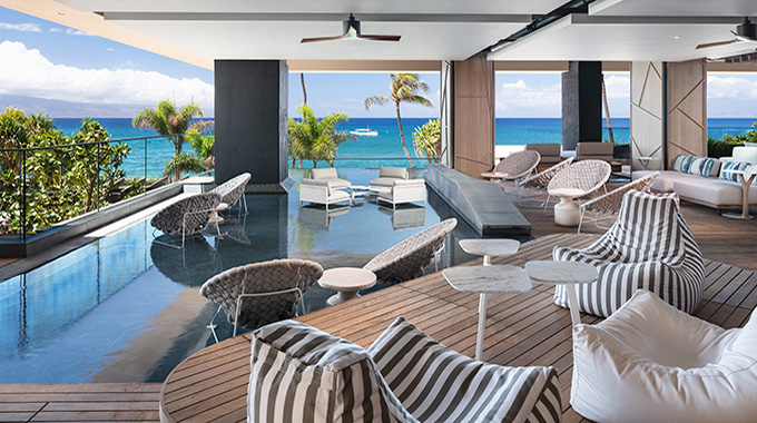 The Lanai at Hokupa‘a includes panoramic views, daily breakfast bites, a private bar, inﬁnity edge cocktail pools and cultural experiences.