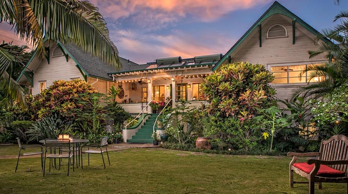  Old Wailuku Inn