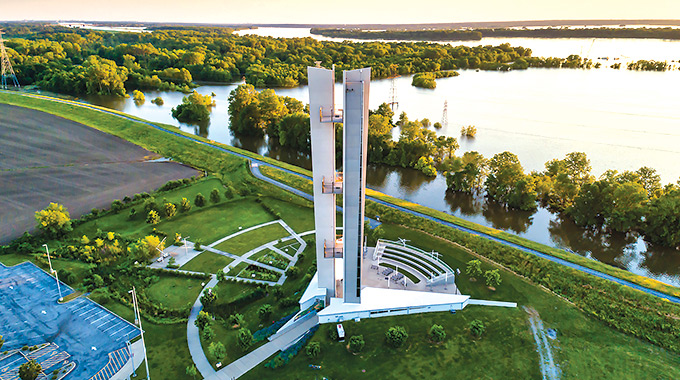 Lewis & Clark Confluence Tower