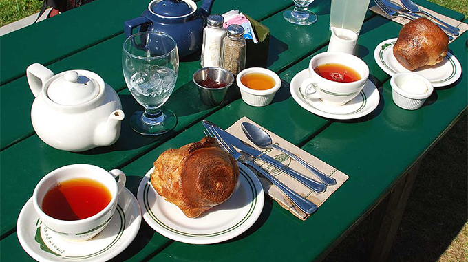 Puffy popovers and a spot of tea are the perfect ending to a hike on the trails that lead to Jordan Pond House. | Photo by Patti Gravel