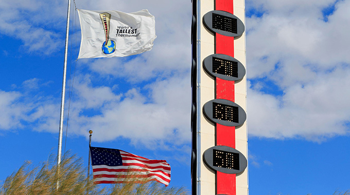 World's tallest thermometer in Baker, California