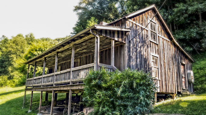 Loretta Lynn shack