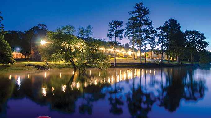 Located on its own island, the DeGray Lake Resort State Park Lodge offers lovely lake views and amenities like a heated outdoor pool, courtesy dock, golf course, and more. | Photo courtesy Arkansas Department of Parks, Heritage, and Tourism