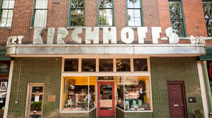 The outside of Kirchhoffs Bakery