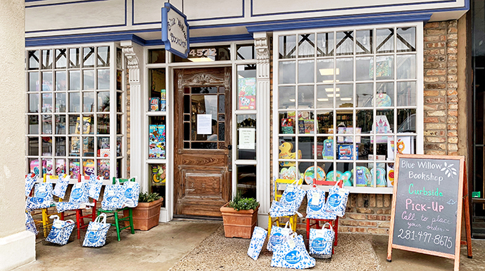 exterior of Blue Willow Bookshop