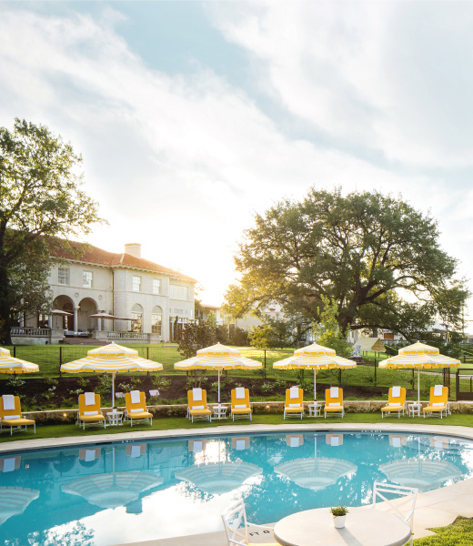 The resort features a lush English garden. | Photo courtesy Commodore Perry Estate; Auberge Resorts Collection