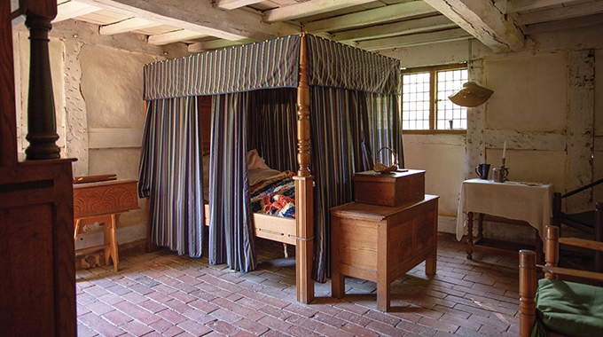 17th-century bedroom