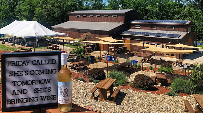 The inviting patio at Jowler Creek Vineyard and Winery in Platte City, Missouri, offers a pleasant place to relax. | Photo courtesy Angie Lacy @jowlercreek
