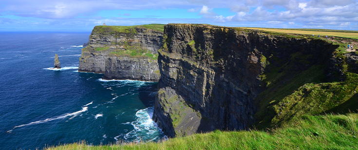 Seaside cliffs in Ireland Seaside cliffs in Ireland