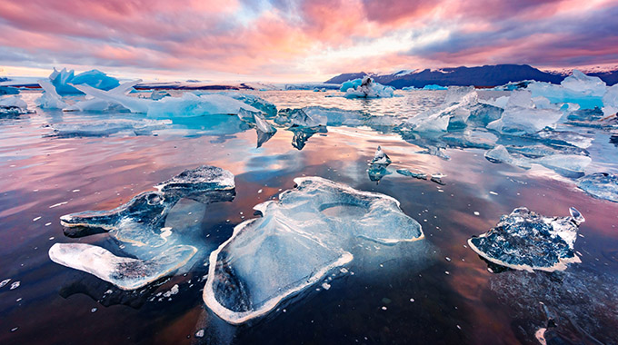 Icebergs dot Jökulsárlón lagoon in Vatnajökull National Park. | Photo by Ivan Kmit/stock.adobe.com 