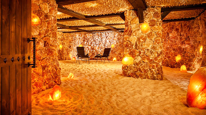 A lounge area at the Spa at Salt Caves | Photo by Cicero Photography