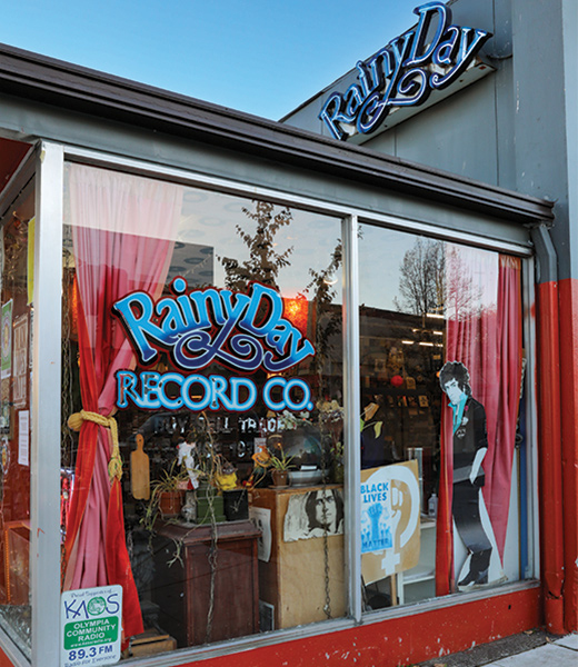 Rainy Day Record Co. storefront exterior.